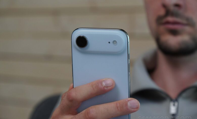 Apple iPhone Air awaits review.