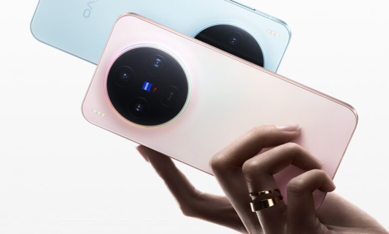 Vivo X300 and X300 Pro designs and colors unveiled.