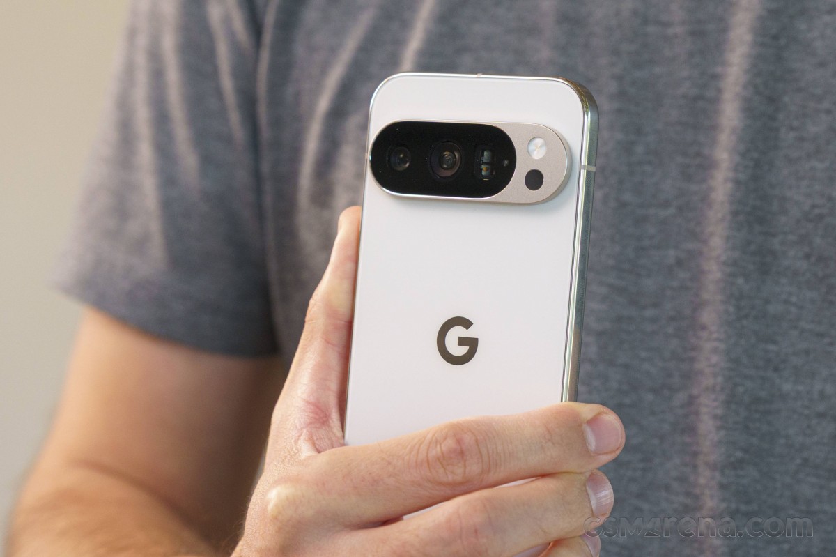 Xiaomi 17 Pro Max hands-on review