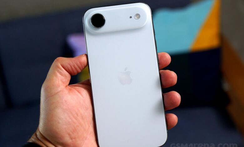 iPhone Air's A19 Pro chip: benchmark results revealed.