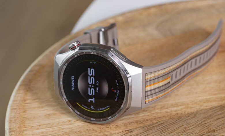 Huawei Watch GT 4 Pro: Premium Smartwatch Performance and Design.
