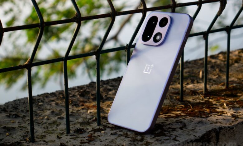 OnePlus 15 Review: Sleek Design, Powerful Performance, Future Now?