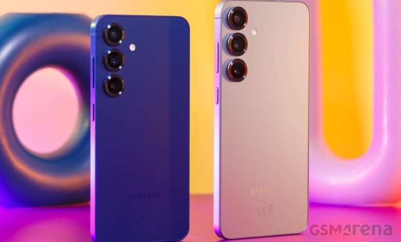 Samsung's Galaxy S26: On Track for Timely Launch Despite Concerns.